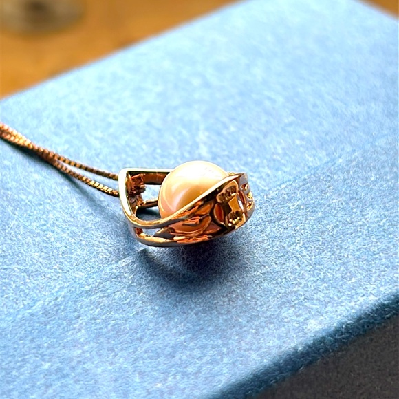 Na Hoku 14k pearl diamond pendant with 14k necklace - Picture 3 of 8